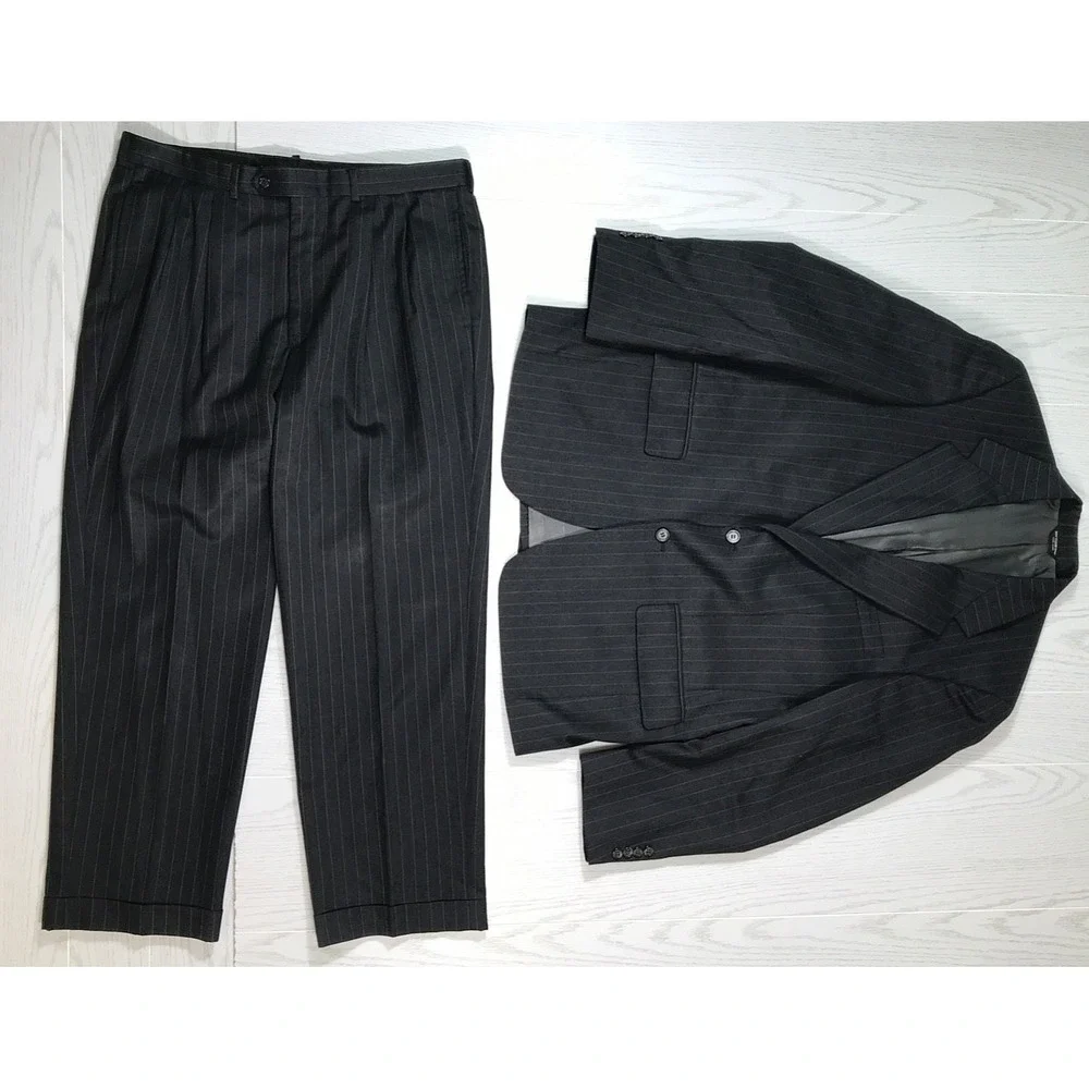 Vintage Bill Blass Pinstripe Suit 42R 34x29 Gray Wool 2 Button Made In USA 90s